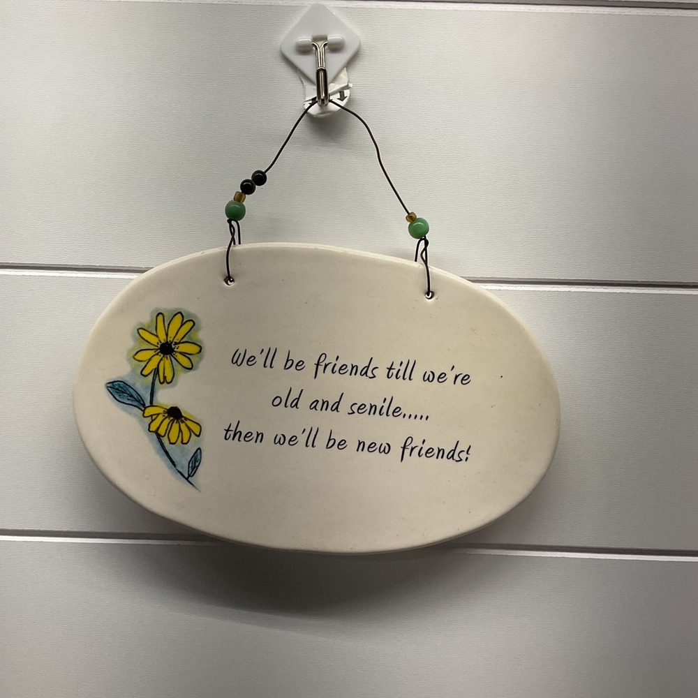 August Ceramics Best Friends Senile New Friends Wall Plaque Daisy Made in USA